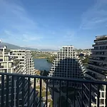 Blue Boutique 4 地拉那