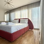 Blue Boutique 4 * 地拉那