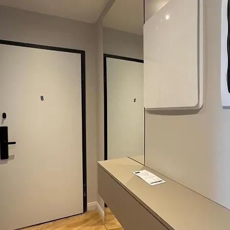 Blue Boutique Apartments 4 * Tirana